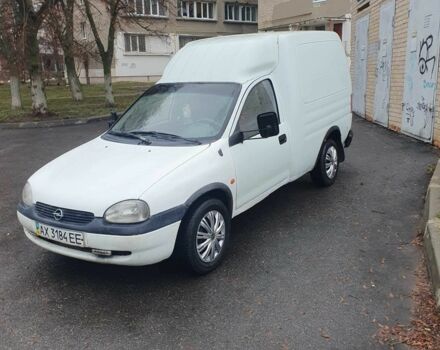 Белый Опель Комбо груз.-пасс., объемом двигателя 1.3 л и пробегом 300 тыс. км за 1499 $, фото 5 на Automoto.ua