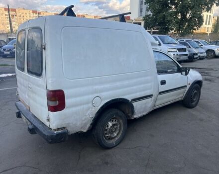 Белый Опель Комбо груз.-пасс., объемом двигателя 1.4 л и пробегом 300 тыс. км за 850 $, фото 1 на Automoto.ua