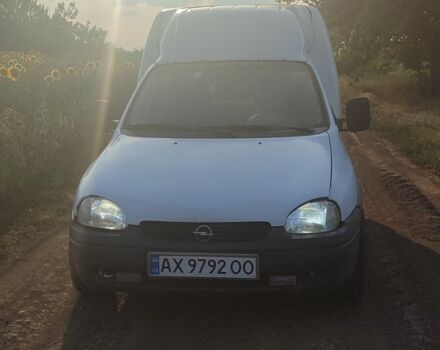 Белый Опель Комбо груз.-пасс., объемом двигателя 1.4 л и пробегом 60 тыс. км за 2000 $, фото 19 на Automoto.ua