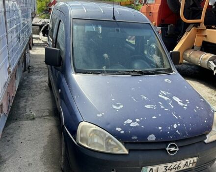 Белый Опель Комбо груз.-пасс., объемом двигателя 1.7 л и пробегом 500 тыс. км за 1000 $, фото 1 на Automoto.ua