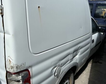 Белый Опель Комбо груз.-пасс., объемом двигателя 1.7 л и пробегом 500 тыс. км за 1000 $, фото 15 на Automoto.ua