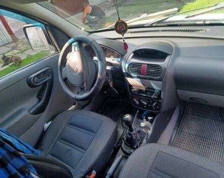 Белый Опель Комбо груз.-пасс., объемом двигателя 1.2 л и пробегом 290 тыс. км за 3600 $, фото 4 на Automoto.ua