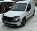 Белый Опель Комбо груз.-пасс., объемом двигателя 1.2 л и пробегом 310 тыс. км за 2450 $, фото 1 на Automoto.ua