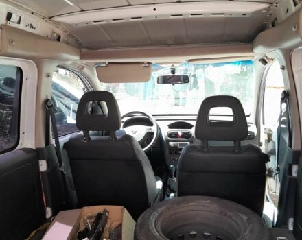 Белый Опель Комбо груз.-пасс., объемом двигателя 1.4 л и пробегом 249 тыс. км за 4500 $, фото 9 на Automoto.ua