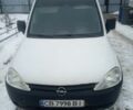 Белый Опель Комбо груз.-пасс., объемом двигателя 1.2 л и пробегом 410 тыс. км за 3200 $, фото 1 на Automoto.ua