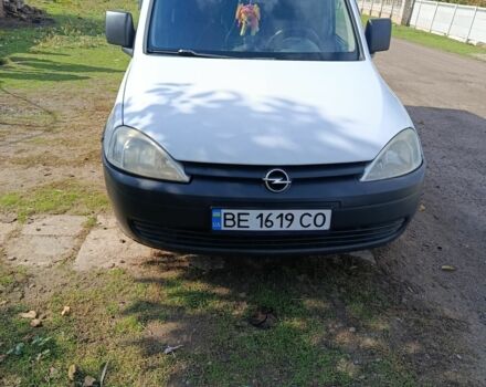 Белый Опель Комбо груз.-пасс., объемом двигателя 2 л и пробегом 260 тыс. км за 5000 $, фото 9 на Automoto.ua