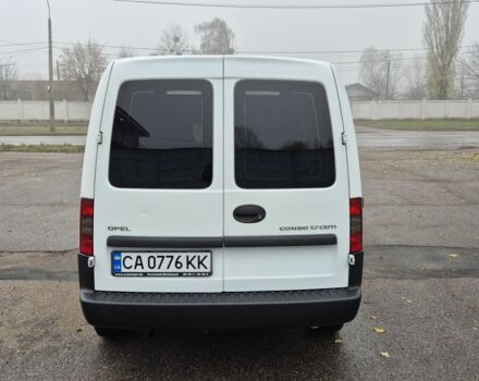 Белый Опель Комбо груз.-пасс., объемом двигателя 1.7 л и пробегом 232 тыс. км за 3750 $, фото 4 на Automoto.ua