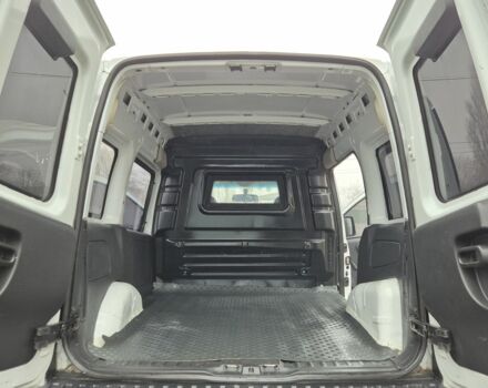 Белый Опель Комбо груз.-пасс., объемом двигателя 1.7 л и пробегом 232 тыс. км за 3750 $, фото 12 на Automoto.ua