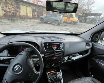 Білий Опель Комбо вант.-пас., об'ємом двигуна 1.6 л та пробігом 300 тис. км за 6400 $, фото 7 на Automoto.ua