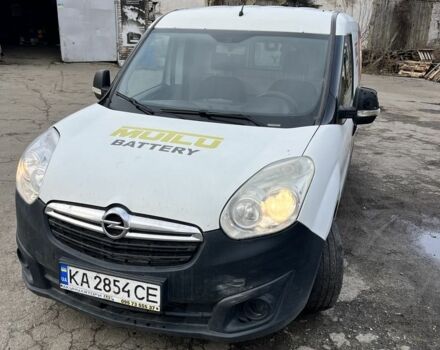 Білий Опель Комбо вант.-пас., об'ємом двигуна 1.6 л та пробігом 300 тис. км за 6400 $, фото 3 на Automoto.ua