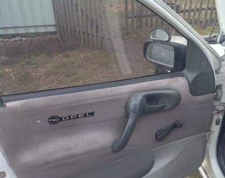 Белый Опель Комбо груз.-пасс., объемом двигателя 1.4 л и пробегом 450 тыс. км за 1250 $, фото 3 на Automoto.ua