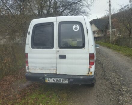 Белый Опель Комбо груз.-пасс., объемом двигателя 1.4 л и пробегом 300 тыс. км за 750 $, фото 2 на Automoto.ua