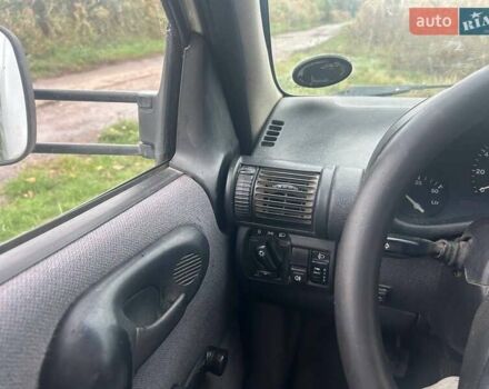 Білий Опель Комбо вант.-пас., об'ємом двигуна 1.7 л та пробігом 370 тис. км за 1500 $, фото 1 на Automoto.ua