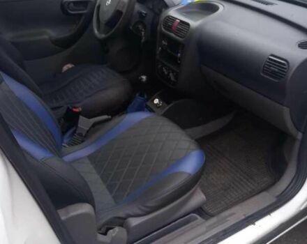 Белый Опель Комбо груз.-пасс., объемом двигателя 1.7 л и пробегом 455 тыс. км за 2500 $, фото 13 на Automoto.ua