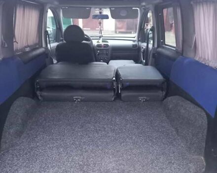 Белый Опель Комбо груз.-пасс., объемом двигателя 1.7 л и пробегом 455 тыс. км за 2500 $, фото 10 на Automoto.ua