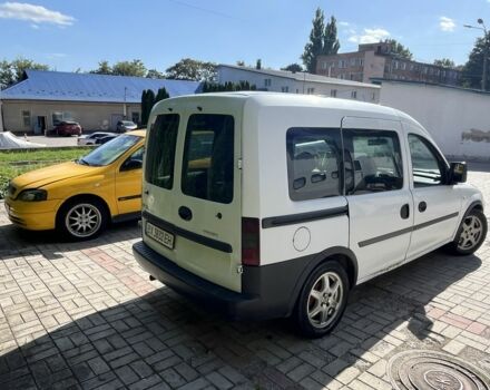 Белый Опель Комбо груз.-пасс., объемом двигателя 1.7 л и пробегом 230 тыс. км за 2990 $, фото 2 на Automoto.ua