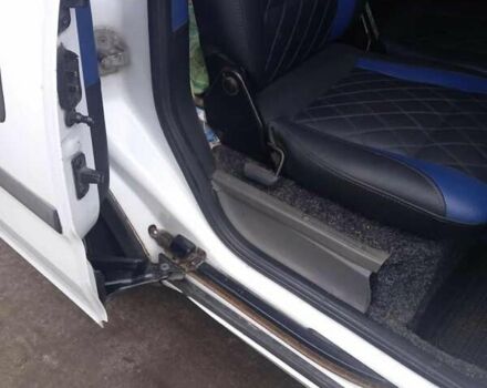 Белый Опель Комбо груз.-пасс., объемом двигателя 1.7 л и пробегом 455 тыс. км за 2500 $, фото 12 на Automoto.ua