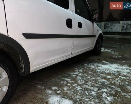 Белый Опель Комбо груз.-пасс., объемом двигателя 1.69 л и пробегом 475 тыс. км за 3500 $, фото 27 на Automoto.ua