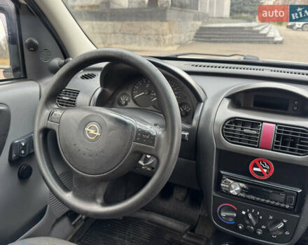 Белый Опель Комбо груз.-пасс., объемом двигателя 1.69 л и пробегом 299 тыс. км за 2999 $, фото 38 на Automoto.ua