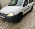 Белый Опель Комбо груз.-пасс., объемом двигателя 1.69 л и пробегом 315 тыс. км за 3100 $, фото 1 на Automoto.ua