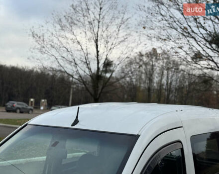 Белый Опель Комбо груз.-пасс., объемом двигателя 1.69 л и пробегом 299 тыс. км за 2999 $, фото 11 на Automoto.ua