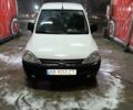 Белый Опель Комбо груз.-пасс., объемом двигателя 1.69 л и пробегом 475 тыс. км за 3500 $, фото 1 на Automoto.ua