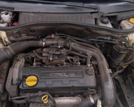 Белый Опель Комбо груз.-пасс., объемом двигателя 1.7 л и пробегом 455 тыс. км за 2500 $, фото 18 на Automoto.ua