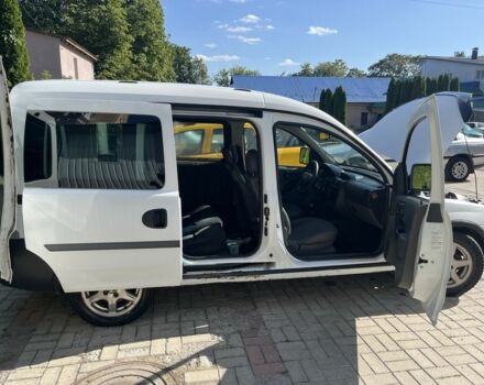 Білий Опель Комбо вант.-пас., об'ємом двигуна 1.7 л та пробігом 230 тис. км за 2700 $, фото 8 на Automoto.ua