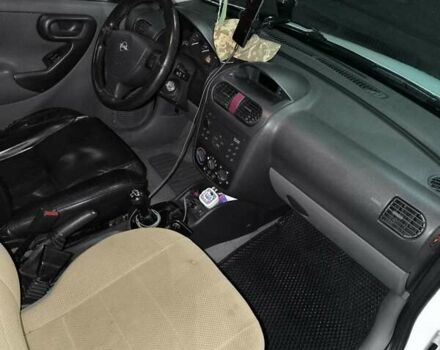 Белый Опель Комбо груз.-пасс., объемом двигателя 1.69 л и пробегом 475 тыс. км за 3500 $, фото 31 на Automoto.ua