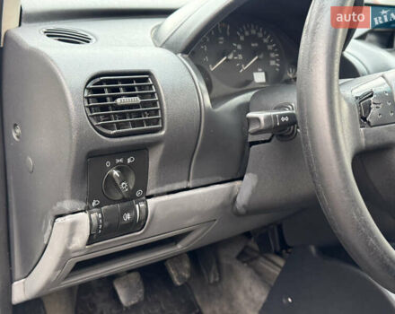 Белый Опель Комбо груз.-пасс., объемом двигателя 1.69 л и пробегом 299 тыс. км за 2999 $, фото 28 на Automoto.ua