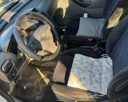 Белый Опель Комбо груз.-пасс., объемом двигателя 1.69 л и пробегом 420 тыс. км за 3000 $, фото 11 на Automoto.ua