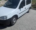 Белый Опель Комбо груз.-пасс., объемом двигателя 1.7 л и пробегом 286 тыс. км за 3341 $, фото 1 на Automoto.ua