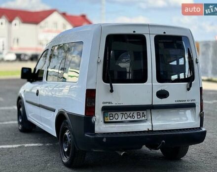 Белый Опель Комбо груз.-пасс., объемом двигателя 1.69 л и пробегом 361 тыс. км за 3350 $, фото 12 на Automoto.ua