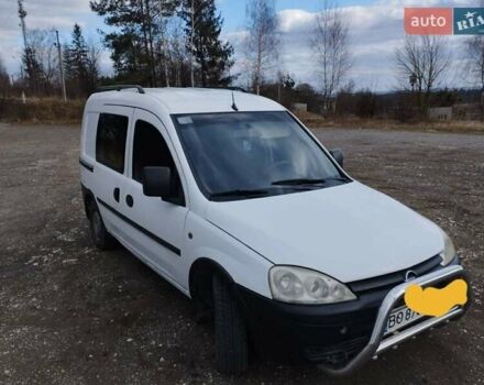 Белый Опель Комбо груз.-пасс., объемом двигателя 1.69 л и пробегом 380 тыс. км за 2400 $, фото 8 на Automoto.ua