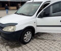 Белый Опель Комбо груз.-пасс., объемом двигателя 1.7 л и пробегом 350 тыс. км за 3500 $, фото 5 на Automoto.ua