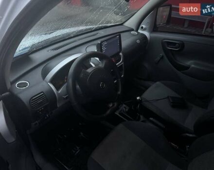 Опель Комбо груз.-пасс. 2003 в Калуше на Automoto.ua Белый Опель Комбо груз.-пасс., объемом двигателя 1.69 л и пробегом 350 тыс. км за 3888 $, фото 15 на Automoto.ua