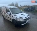 Опель Комбо груз.-пасс. 2003 в Калуше на Automoto.ua Белый Опель Комбо груз.-пасс., объемом двигателя 1.69 л и пробегом 350 тыс. км за 3888 $, фото 5 на Automoto.ua