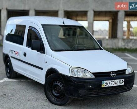 Білий Опель Комбо вант.-пас., об'ємом двигуна 1.69 л та пробігом 361 тис. км за 2999 $, фото 4 на Automoto.ua