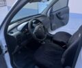 Белый Опель Комбо груз.-пасс., объемом двигателя 1.6 л и пробегом 265 тыс. км за 3600 $, фото 12 на Automoto.ua