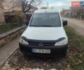 Белый Опель Комбо груз.-пасс., объемом двигателя 1.69 л и пробегом 235 тыс. км за 1998 $, фото 1 на Automoto.ua