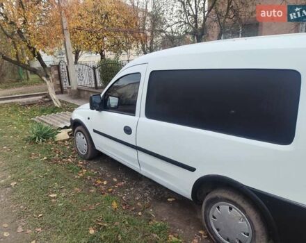 Белый Опель Комбо груз.-пасс., объемом двигателя 1.69 л и пробегом 235 тыс. км за 1998 $, фото 6 на Automoto.ua