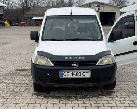 Белый Опель Комбо груз.-пасс., объемом двигателя 1.7 л и пробегом 350 тыс. км за 3500 $, фото 1 на Automoto.ua