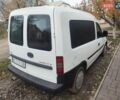 Белый Опель Комбо груз.-пасс., объемом двигателя 1.69 л и пробегом 235 тыс. км за 1998 $, фото 2 на Automoto.ua