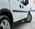 Белый Опель Комбо груз.-пасс., объемом двигателя 1.7 л и пробегом 379 тыс. км за 3550 $, фото 37 на Automoto.ua