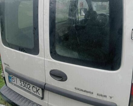 Білий Опель Комбо вант.-пас., об'ємом двигуна 1.2 л та пробігом 245 тис. км за 1700 $, фото 2 на Automoto.ua