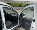 Белый Опель Комбо груз.-пасс., объемом двигателя 1.7 л и пробегом 282 тыс. км за 3000 $, фото 8 на Automoto.ua