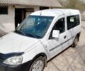 Белый Опель Комбо груз.-пасс., объемом двигателя 1.69 л и пробегом 305 тыс. км за 4300 $, фото 14 на Automoto.ua