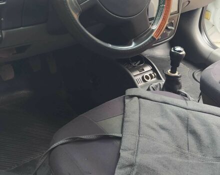 Белый Опель Комбо груз.-пасс., объемом двигателя 1.2 л и пробегом 300 тыс. км за 3950 $, фото 8 на Automoto.ua