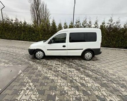 Белый Опель Комбо груз.-пасс., объемом двигателя 1.3 л и пробегом 267 тыс. км за 2700 $, фото 3 на Automoto.ua