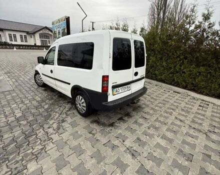 Белый Опель Комбо груз.-пасс., объемом двигателя 1.3 л и пробегом 267 тыс. км за 2700 $, фото 4 на Automoto.ua